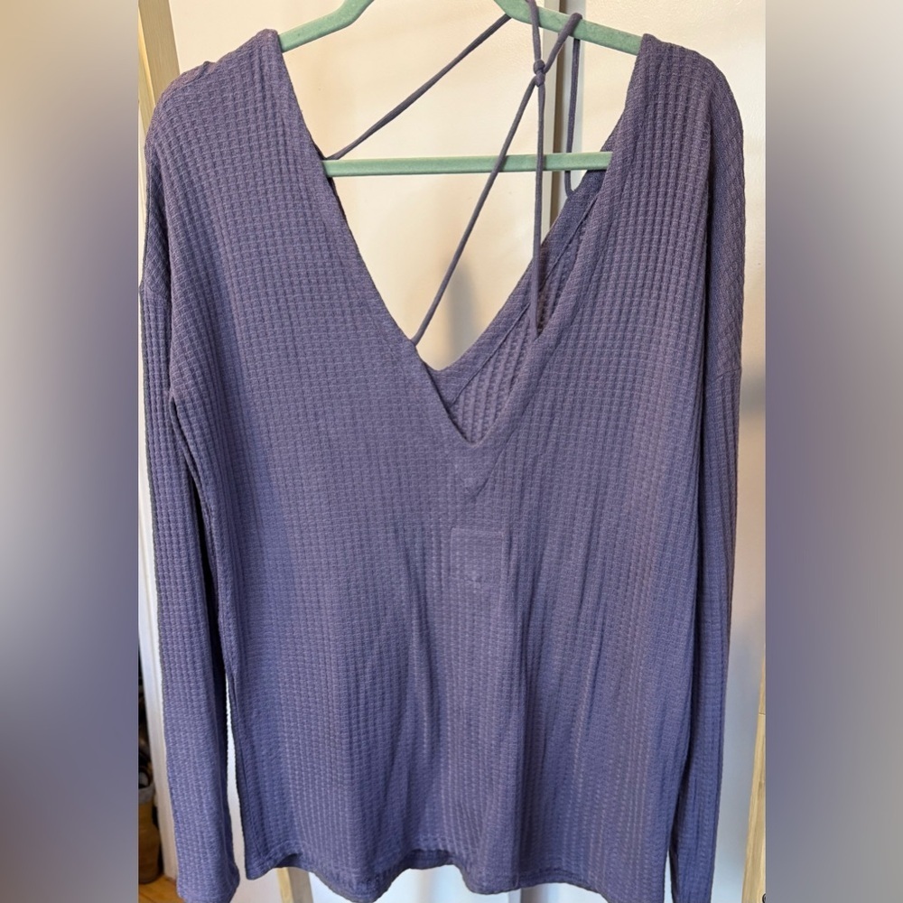 Chaser Lavender Long Sleeve V-Neck Waffle Knit Top Medium - Picture 6 of 8